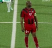 Insólito: el vice de Surinam jugó en el equipo del que es dueño