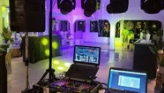 Muchos invitados aún estaban en el salón cuando comenzó la pelea.