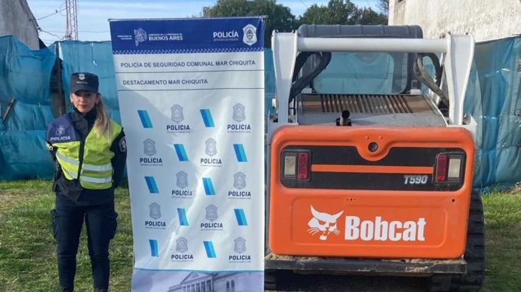 Aprovechando la arena de Cobo: ¡se quiso robar un médano!