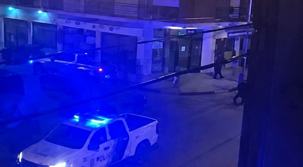 “Queremos que nos dejen vivir”: vecinos denuncian peleas, ruidos y destrozos en los alrededores de un boliche del centro