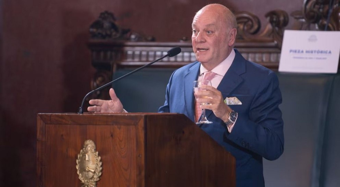 Reconocieron a Martín Cabrales en el Senado: "En Mar del Plata nació nuestro ADN de servicio"