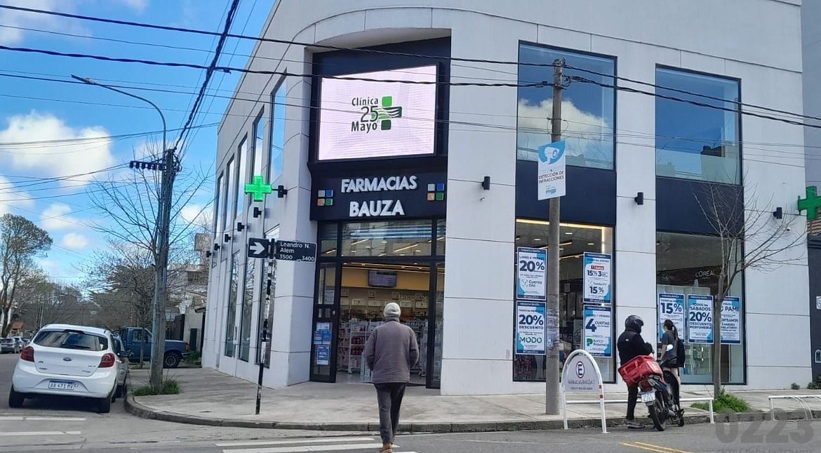 Robó shampoo, lo retuvieron en la vereda y protagonizó una insólita fuga a pie