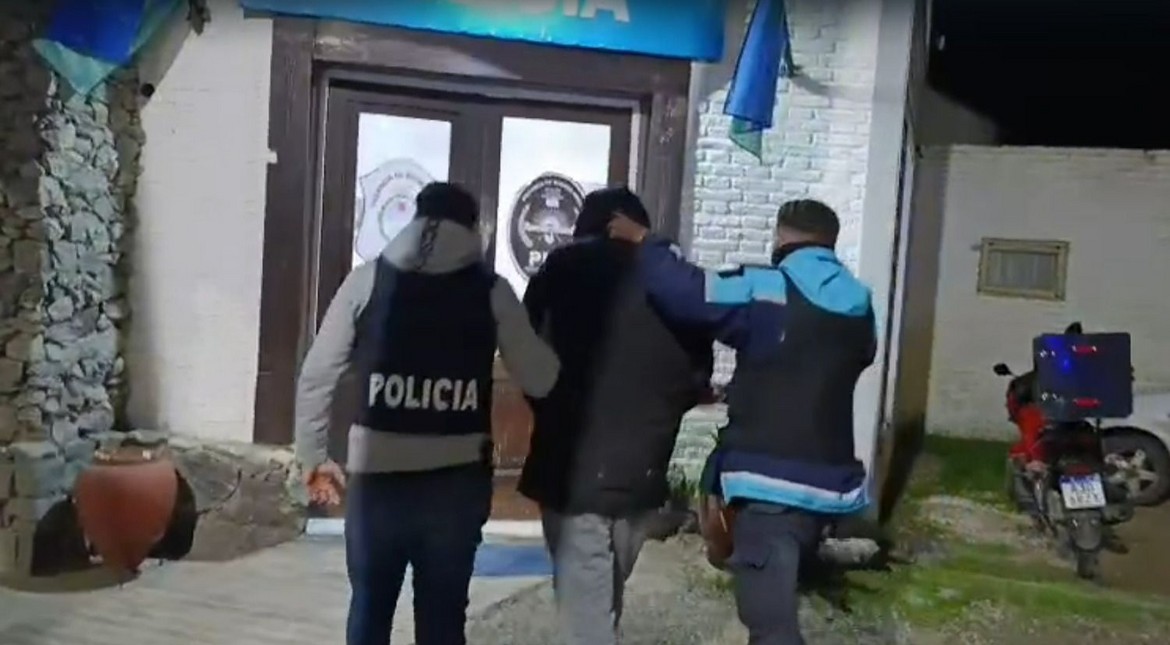 Encuentran droga y armas en un allanamiento en Santa Clara del Mar