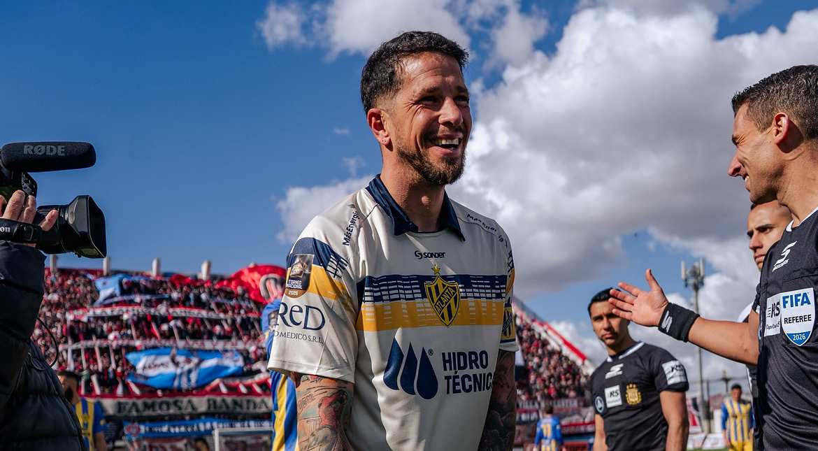 Con un "héroe" marplatense, Atlanta le ganó el clásico a Chacarita y lo dejó en zona de descenso
