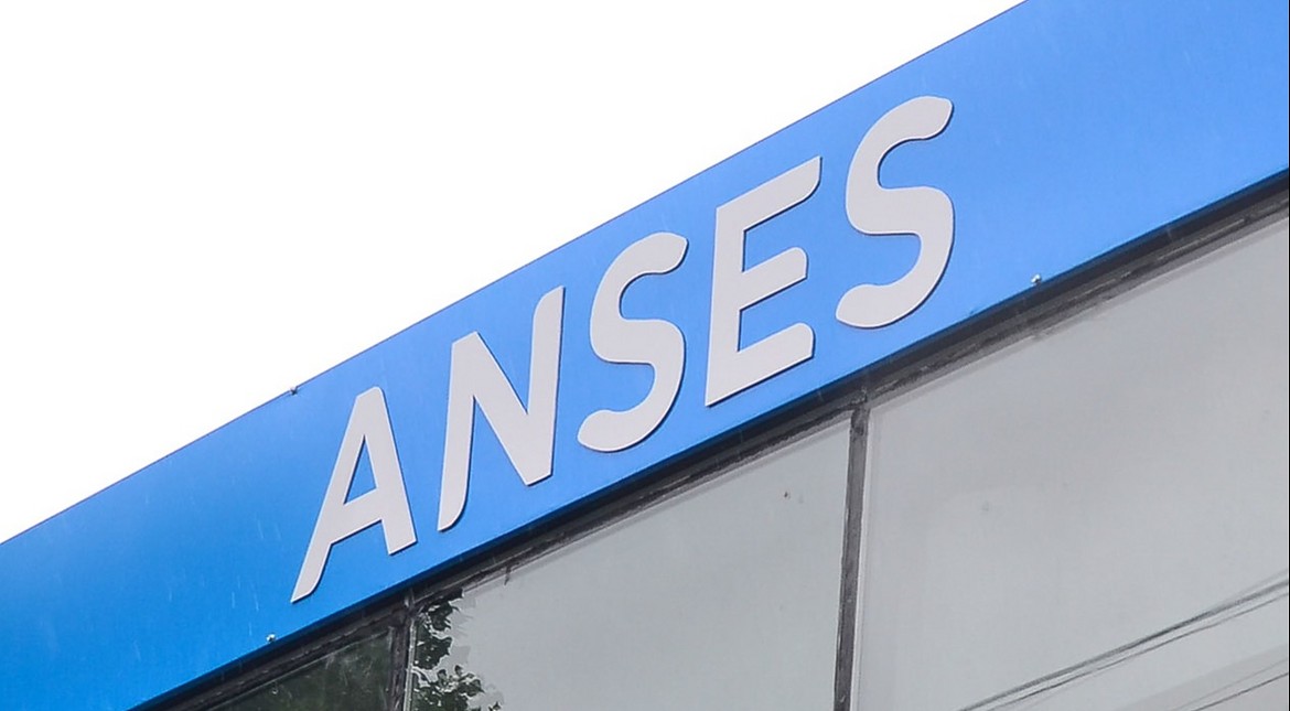 Atención: quiénes cobran el pago de $380.000 que anunció el Gobierno