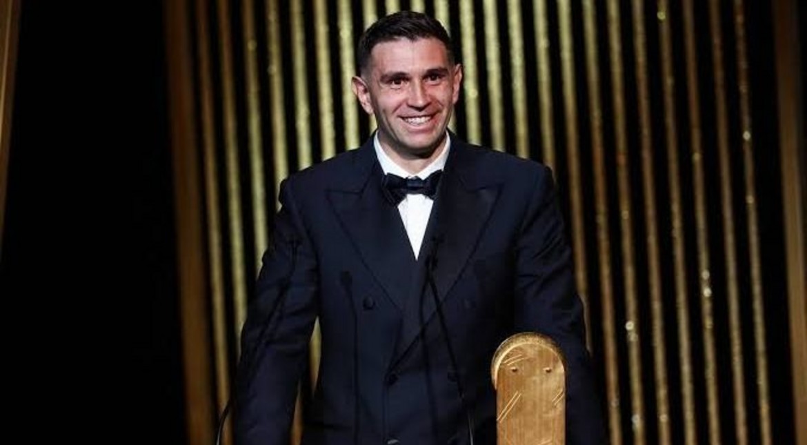 "Dibu" Martínez, otra vez, nominado para el premio Lev Yashin