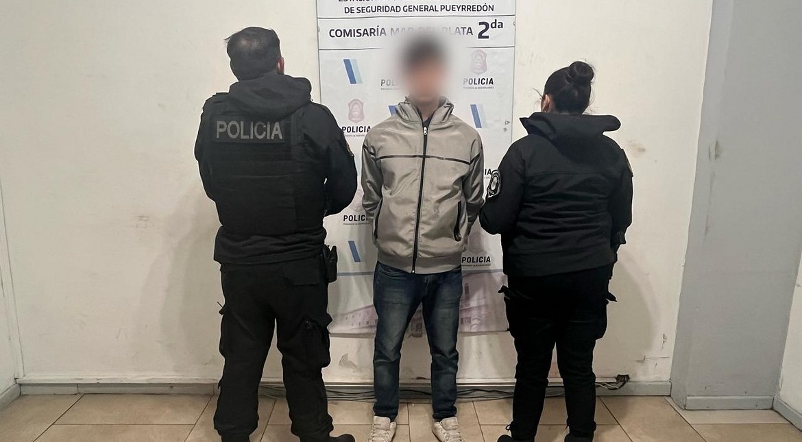 Conductor de app hizo un pasamanos de marihuana y lo paró la Policía