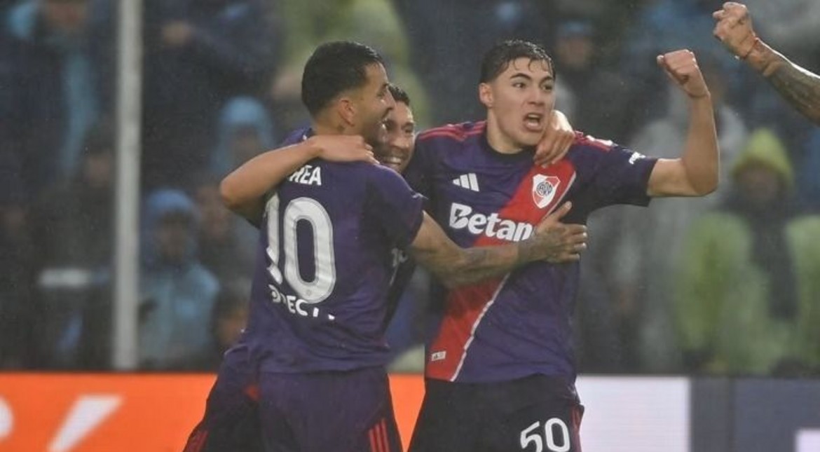 Triunfo de campeón: el River de Ponzio lo ganó con épica bajo la lluvia torrencial en Tucumán