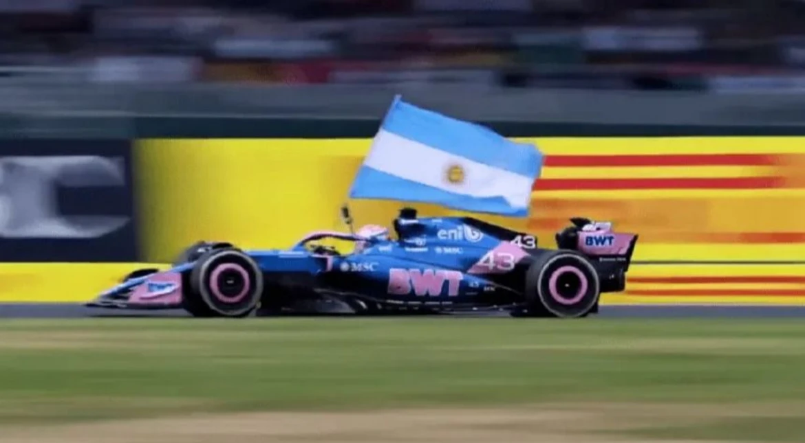 La historia detrás de la bandera que le dieron a Colapinto en el Gran Premio de España