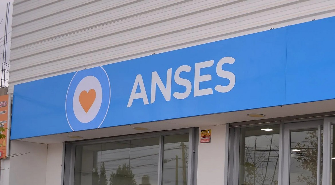 Atención jubilados: el cambio obligatorio en el calendario de pagos de ANSES que empezó a regir esta semana