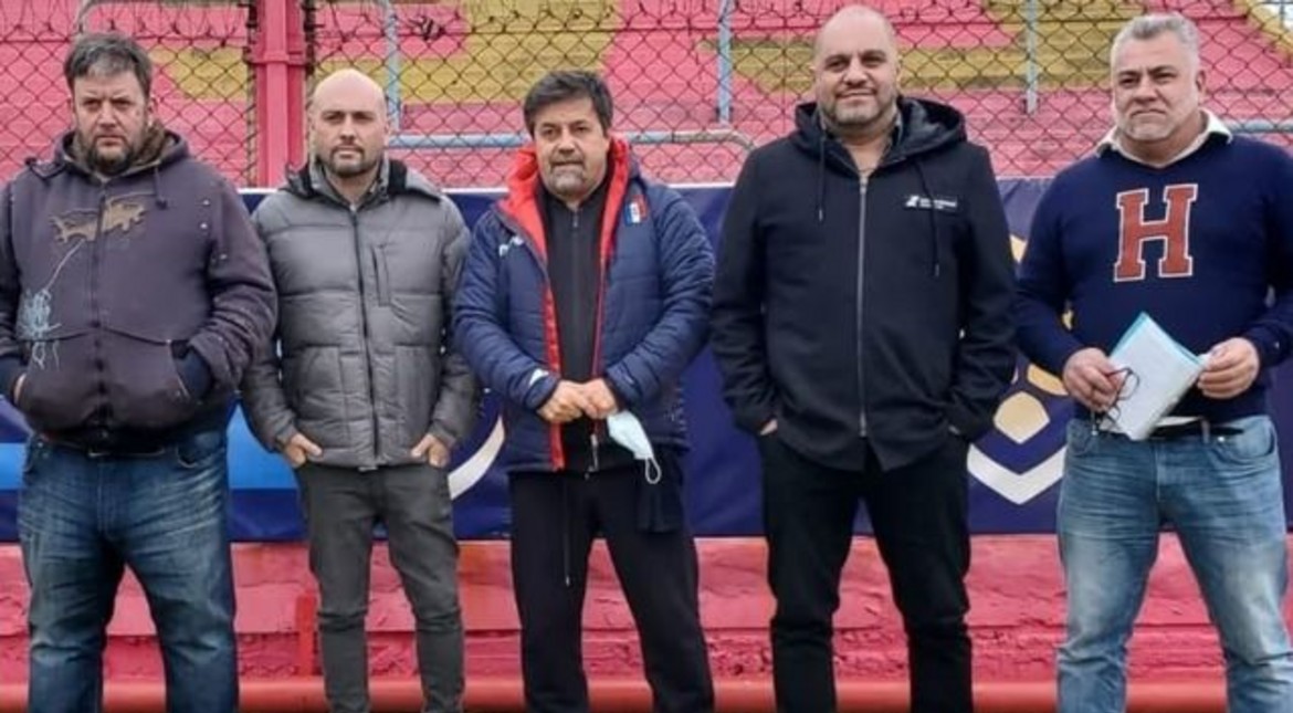 Escándalo con Caruso Lombardi: un club del ascenso lo denunció por estafa y usurpación