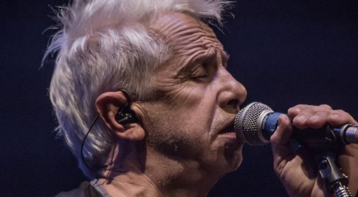 Con entrada gratis, Micky Rodríguez llega a Mar del Plata para celebrar los 30 años de “Tercer Arco” de Los Piojos