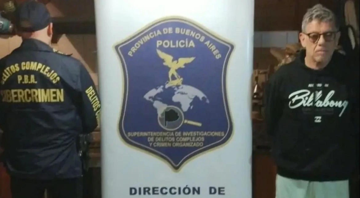 Video: así fue la detención del entrenador de hockey acusado de abusar de sus jugadoras