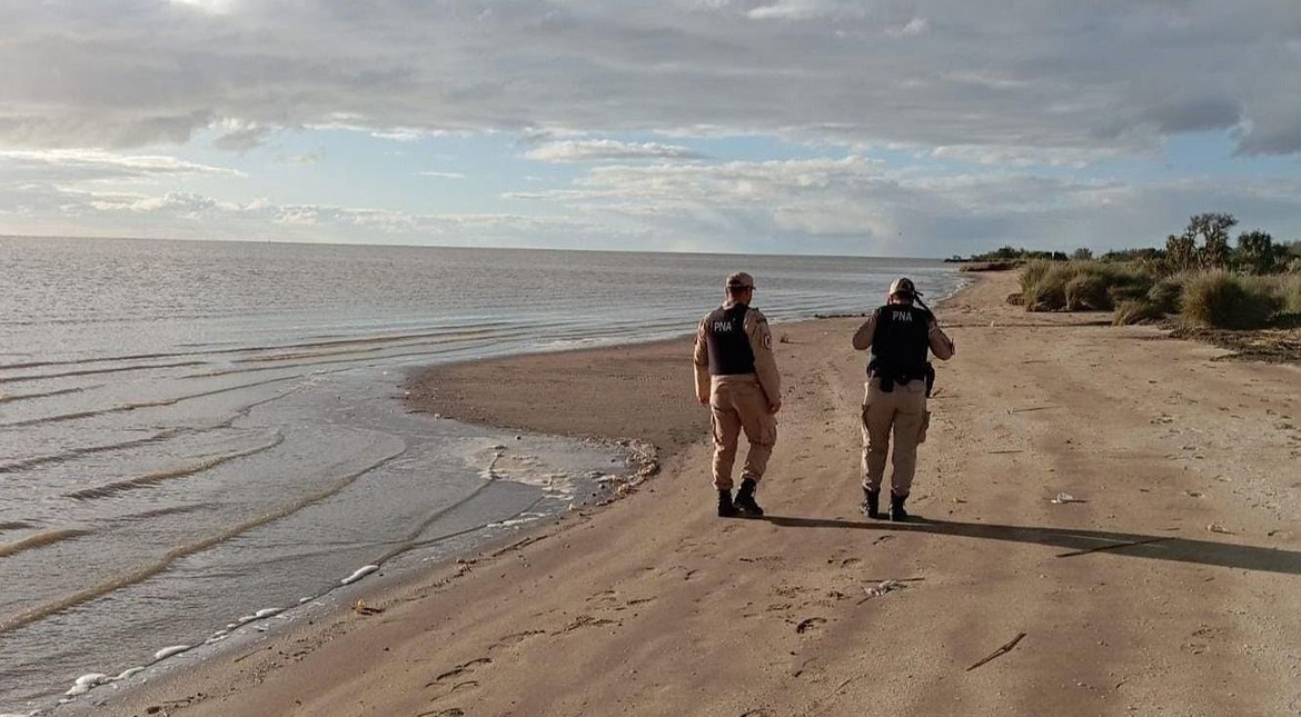 Familiares de los kayakistas desaparecidos y un desgarrador pedido: "Que los busquen"