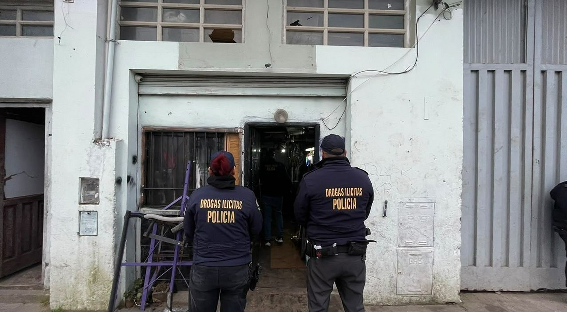 Cayó pareja “dealer” en el barrio Malvinas Argentinas