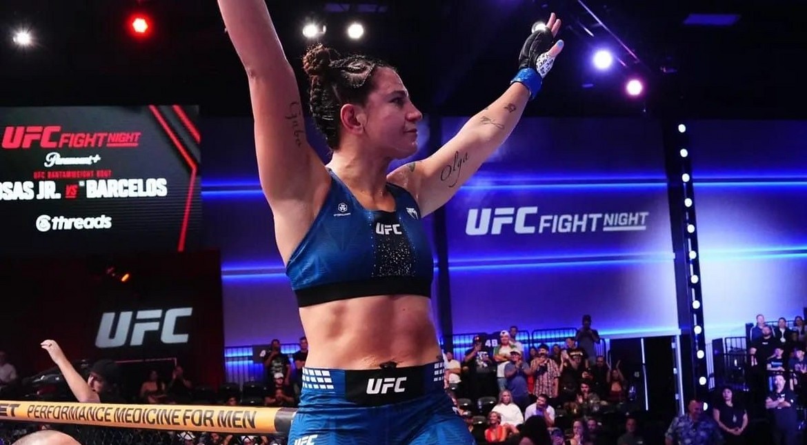 Ailín Pérez no para: venció a Norma Dumont, sumó su séptima victoria y quedó a un paso del título de UFC