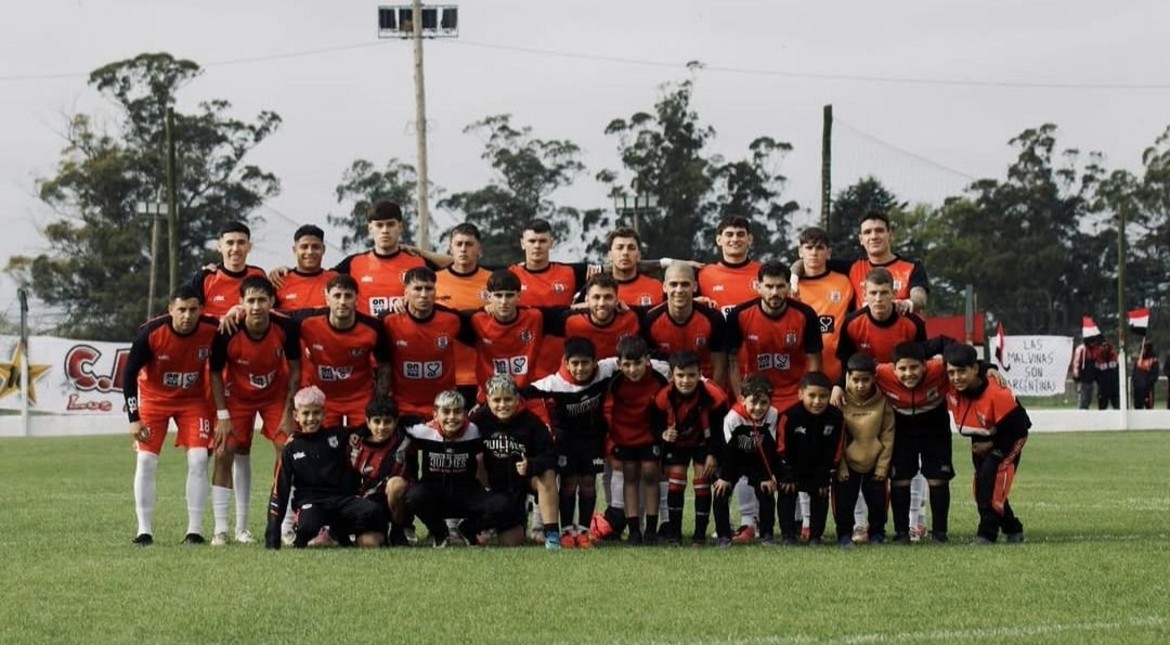 Quilmes hizo su parte: goleó y ahora espera el partido que puede cambiar todo