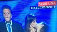 El beso inoportuno entre la esposa de Massa y su hija