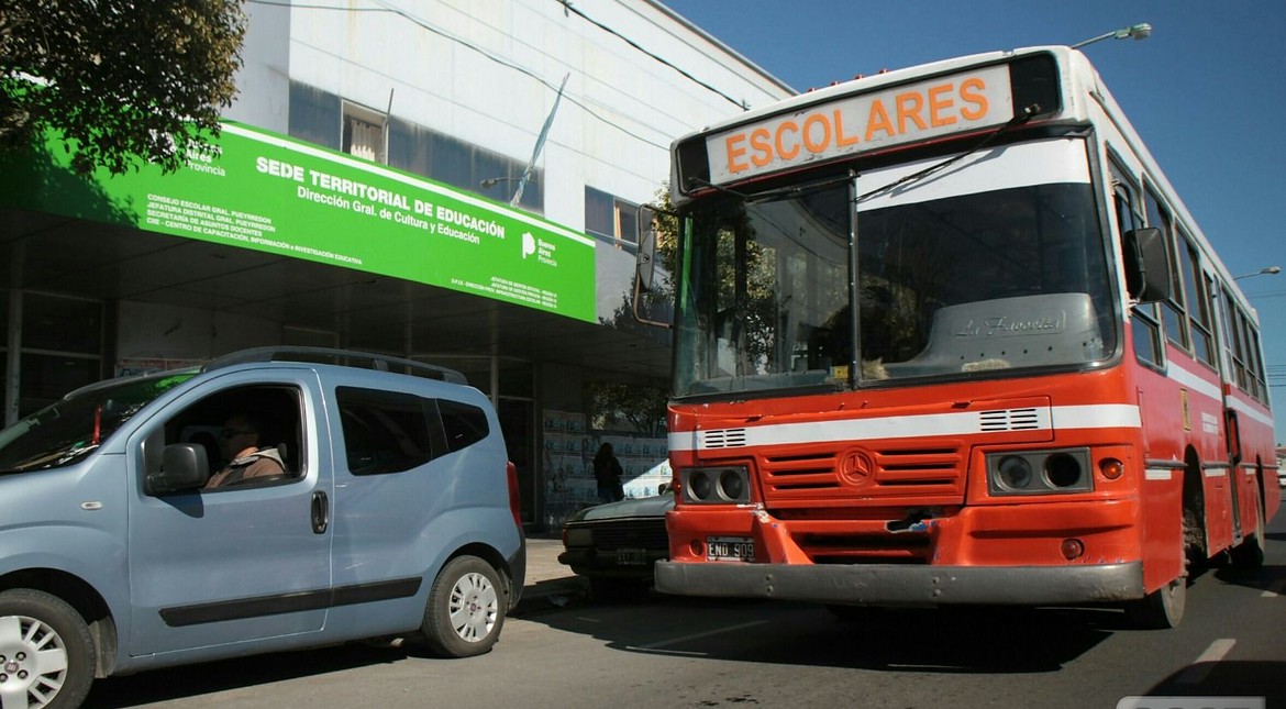 El drama de las familias que reclaman una combi escolar para que más de 100 chicos puedan ir a clases