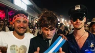 Fue a un boliche disfrazado del "Fan de Wanda Nara" y fue furor: ella compartió su historia