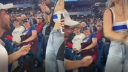 Video: le pidió matrimonio en un partido y recibió una cachetada de respuesta