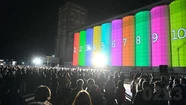 Marea hizo su debut este viernes por la noche con un "mapping" sobre los silos.