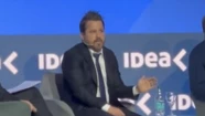 Tetaz dice que el peso "ya fue" e insiste en una convertibilidad a la brasilera: "Así termina la inflación"