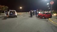 Chocó totalmente borracho en la costa y debieron internar a su acompañante