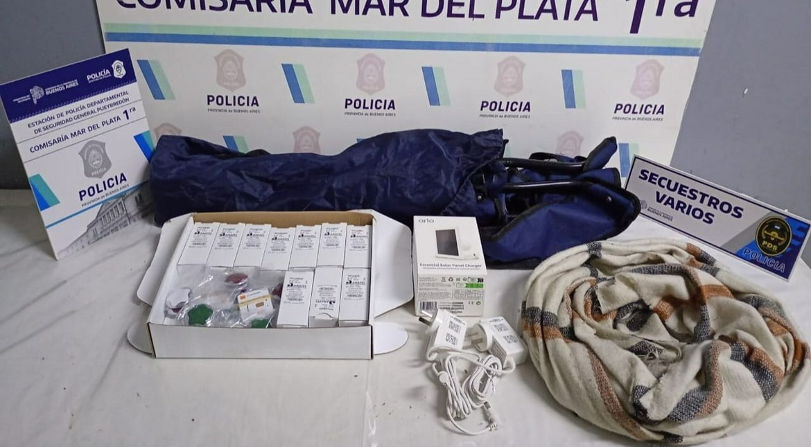 Robó un kit de alarmas tras romper el vidrio de un auto