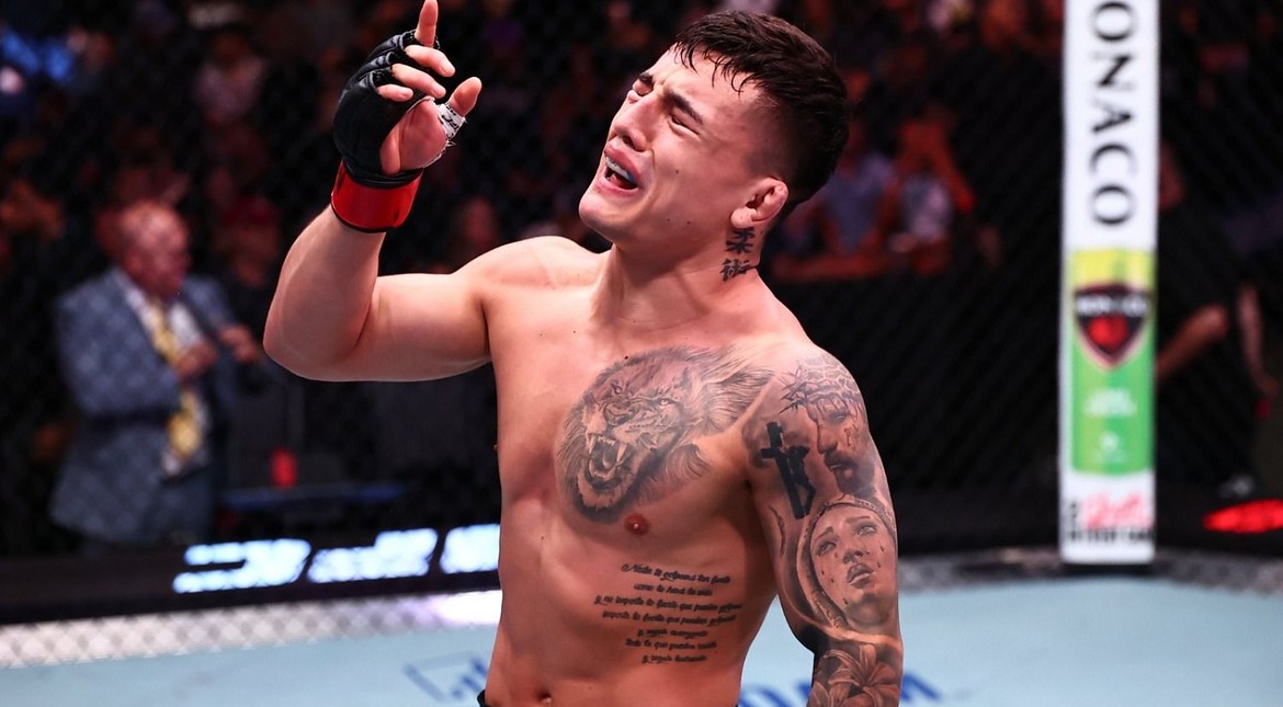 Francisco Prado lo liquidó en el primer round y desató la locura en la UFC