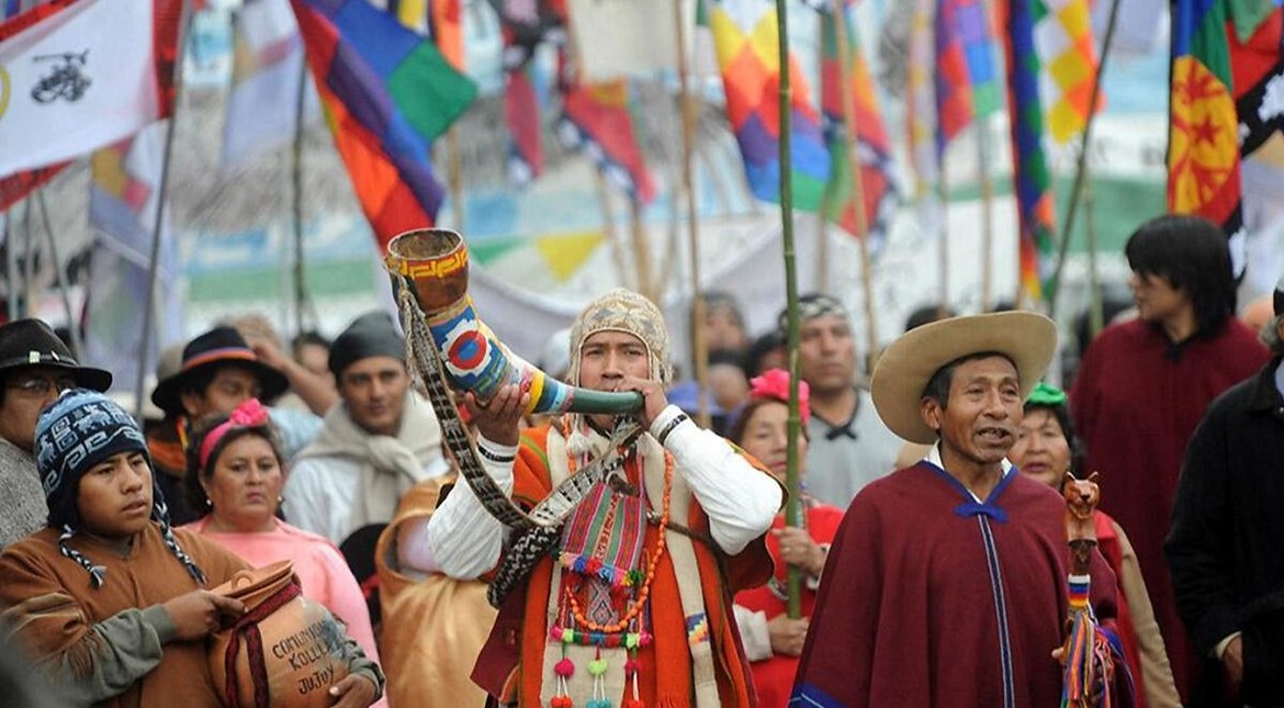 El debate de cada 12 de octubre: ¿Día de la Raza o Día del Respeto a la Diversidad Cultural?
