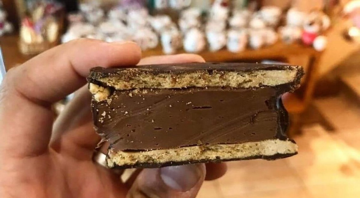 Sin dulce de leche y con mousse al licor: el alfajor marplatense elegido entre los mejores del mundo