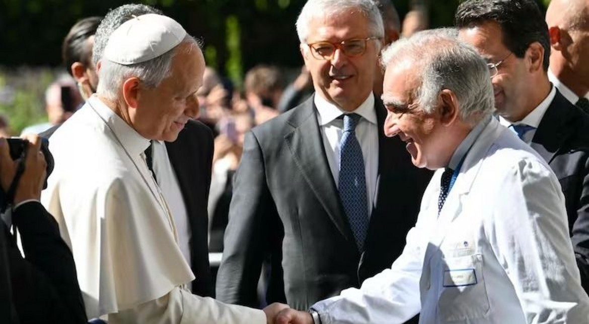 Operaron a León XIV: cuál es el estado del papa y cuánto demandará su recuperación