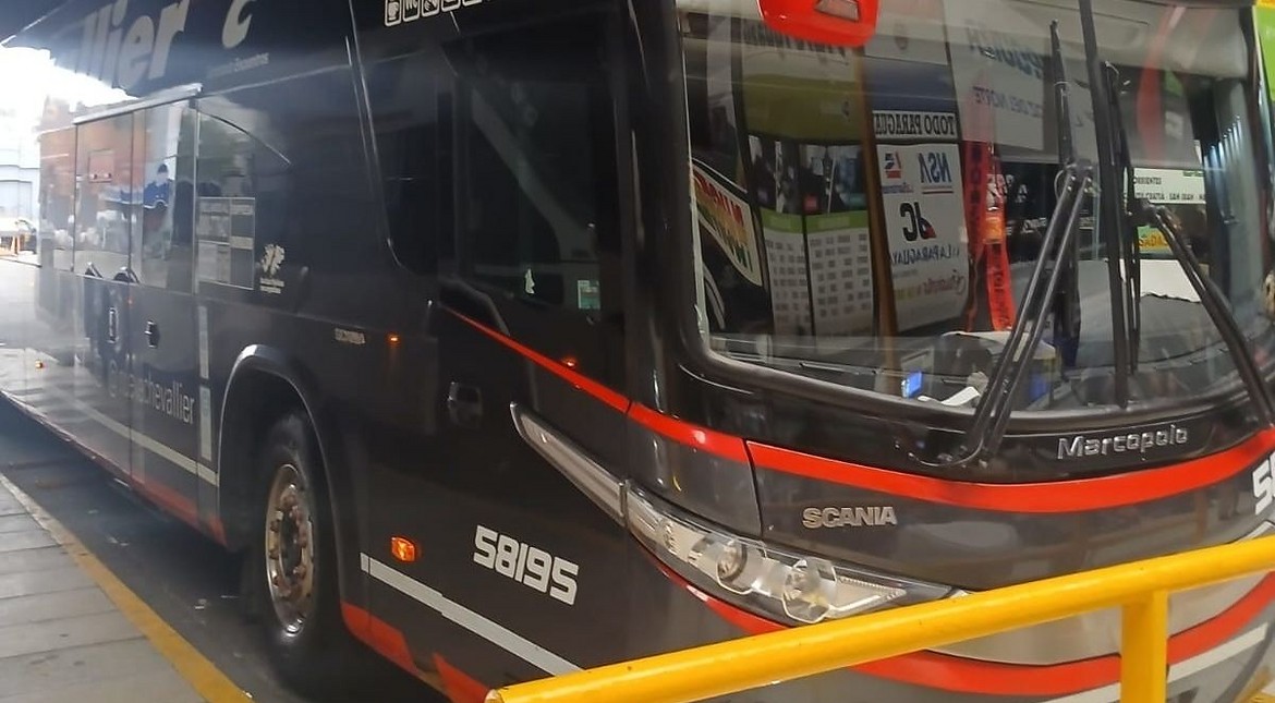 Lo engancharon justo: atraparon a un chofer de micro alcoholizado a punto de salir hacia Mar del Plata
