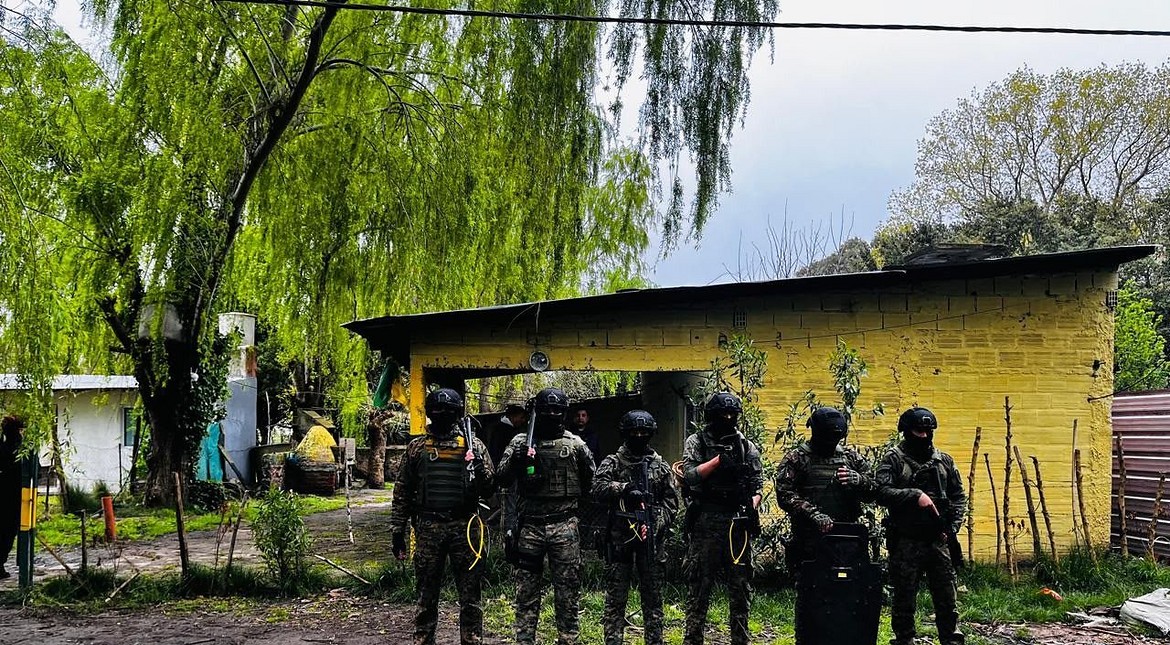 Amenazó con prender fuego la casa del vecino