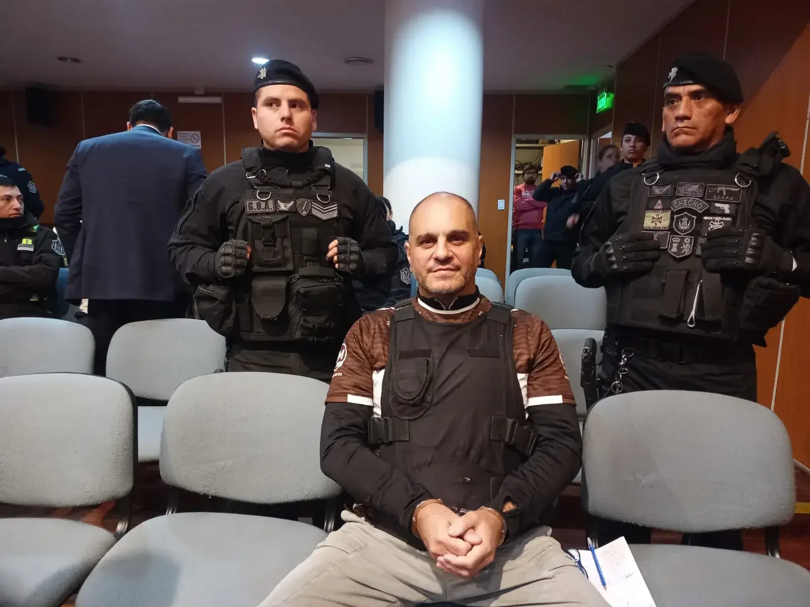 Cositorto fue internado por necrosis genital similar que podría ser mortal