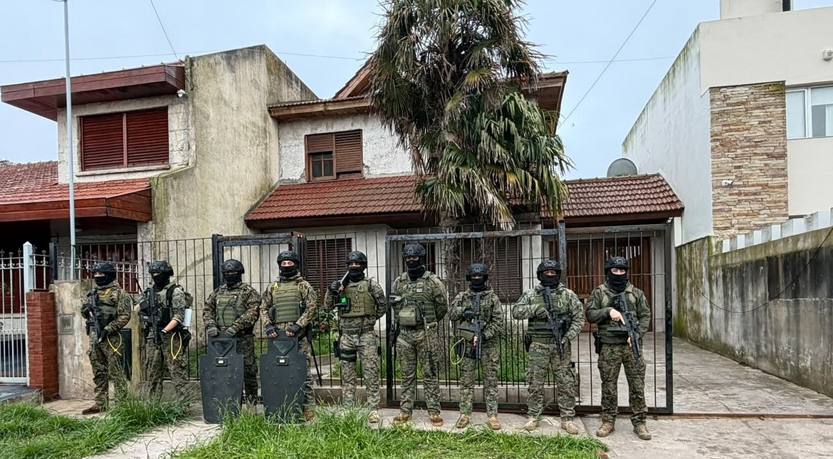 Allanan una vivienda por otra entradera en el barrio San Carlos
