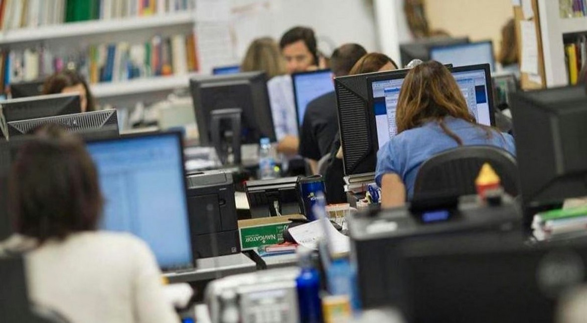 El gobierno lanzó un nuevo plan de retiros voluntarios para estatales: quiénes pueden acceder y cuánto cobrarán