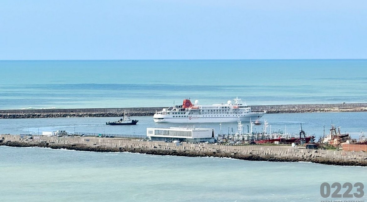 Video: así ingresó el primer crucero internacional a Mar del Plata