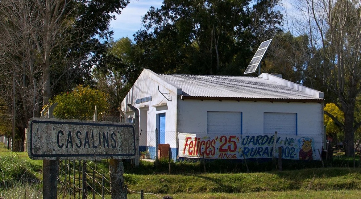 A dos horas de Mar del Plata: el solitario pueblo de calles de tierra, ruinas y una pulpería centenaria