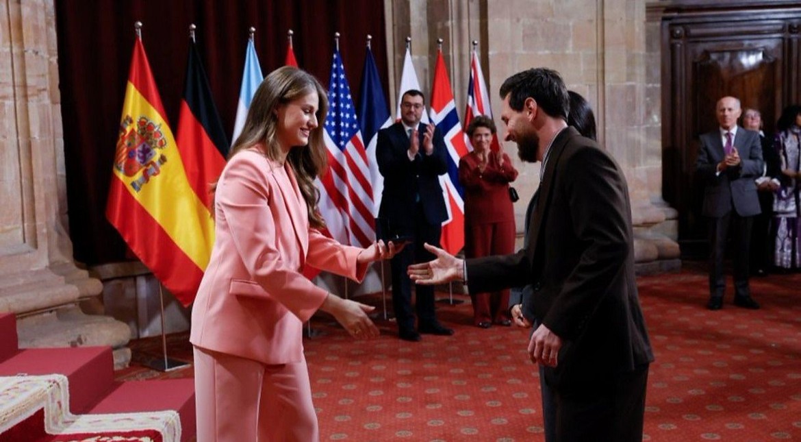 Lionel Messi fue recibido por Leonor y recibió el Premio Princesa de Asturias