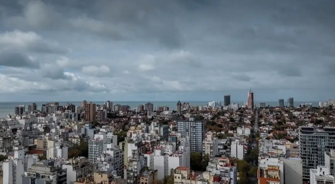 Humedad, insomnio y ansiedad: las invisibles consecuencias del Niño sobre la salud mental en Mar del Plata