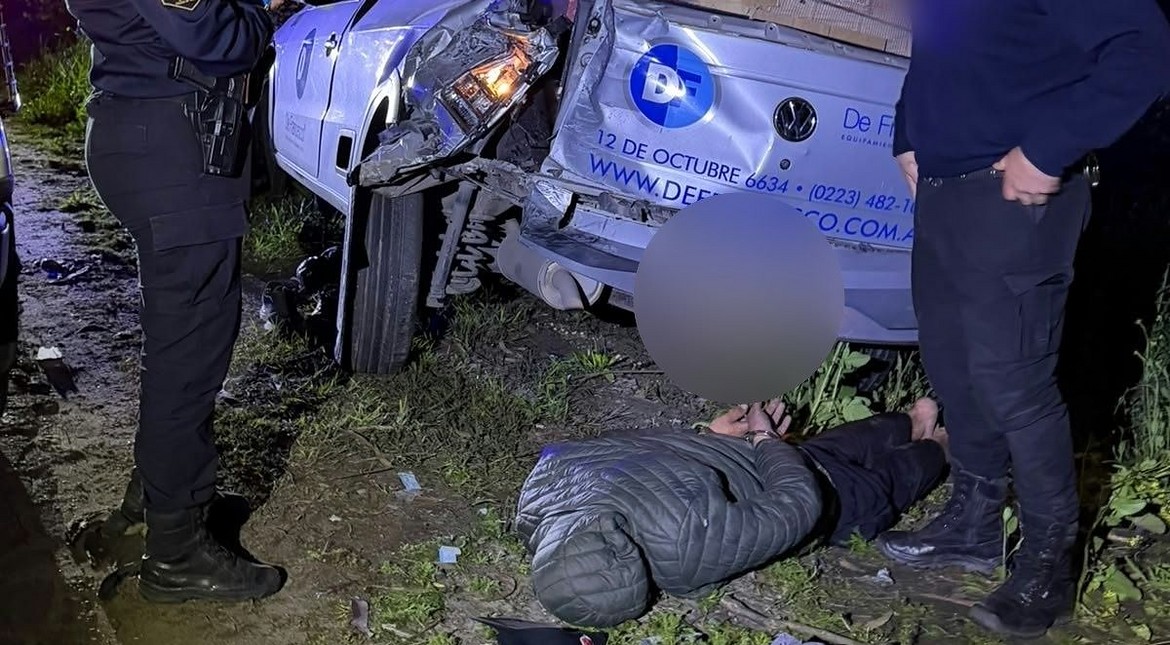Robó una camioneta y cayó tras una persecución