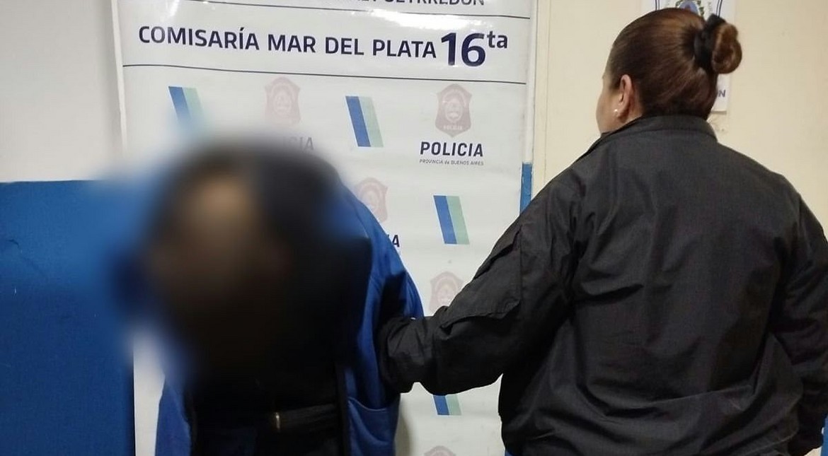 Quiso vender herramientas de la Municipalidad, escapó en taxi y lo detuvieron