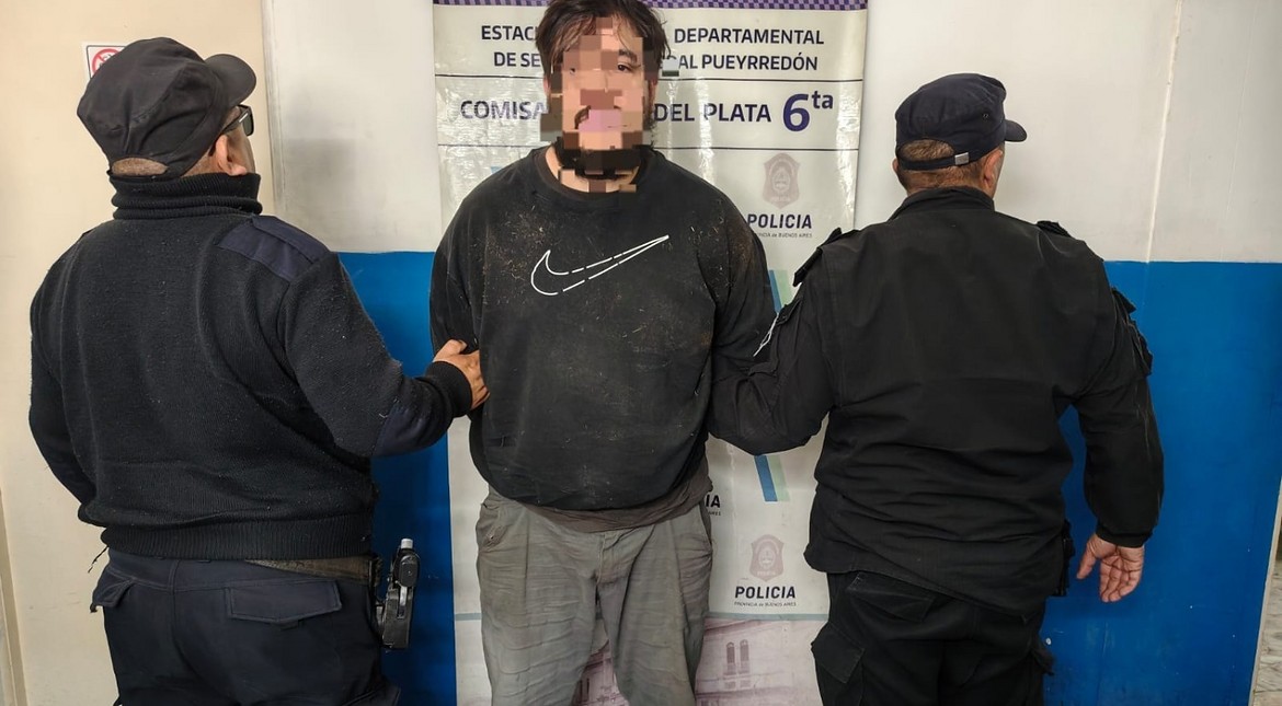 Fue armado al taller y discutió con el mecánico