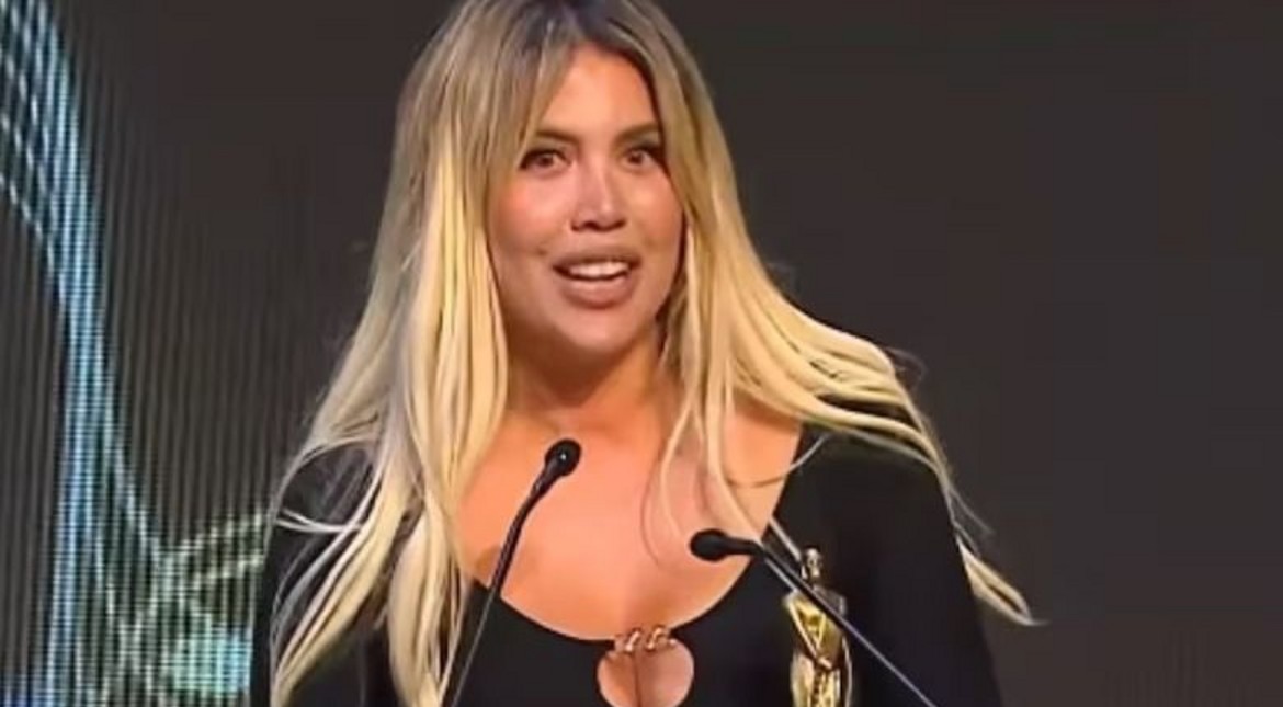 Durísima comparación: "El Martín Fierro a la música a Wanda es como un balón de oro a Joaquín Galán"