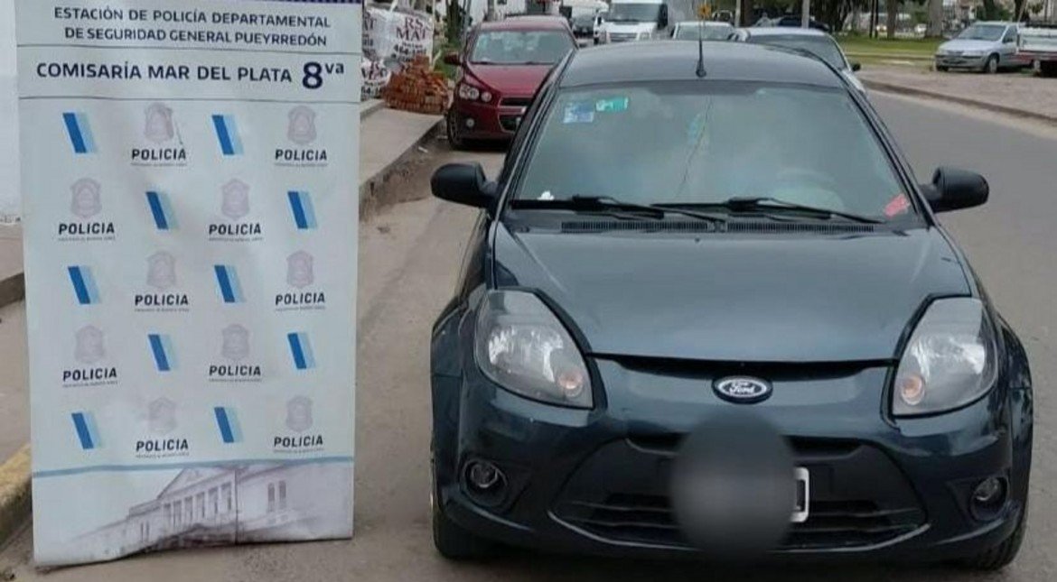 Recuperan un auto robado hace cinco años y secuestran una escopeta