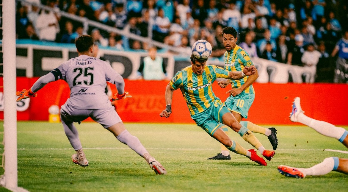 MINUTO A MINUTO: Racing y Aldosivi juegan un partidazo en Avellaneda y empatan 1 a 1
