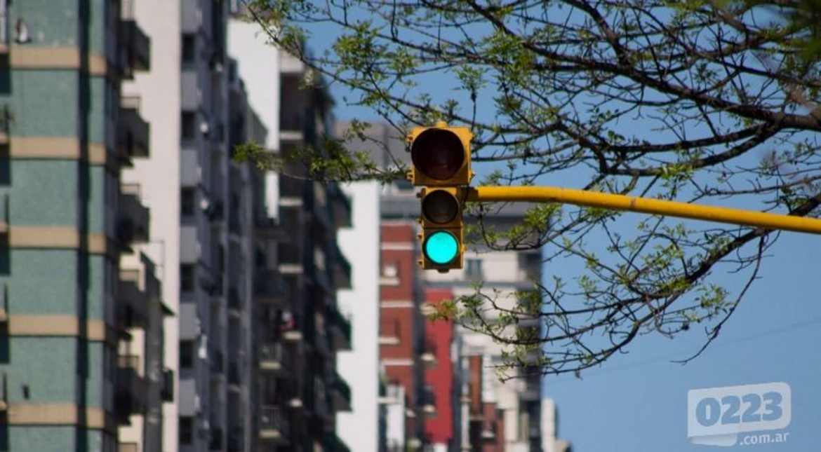 Mar del Plata suma semáforos inteligentes en dos nuevos cruces de una importante avenida