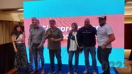 Pulti: "No haremos acuerdos que no vayan en sintonía con las necesidades de los barrios"